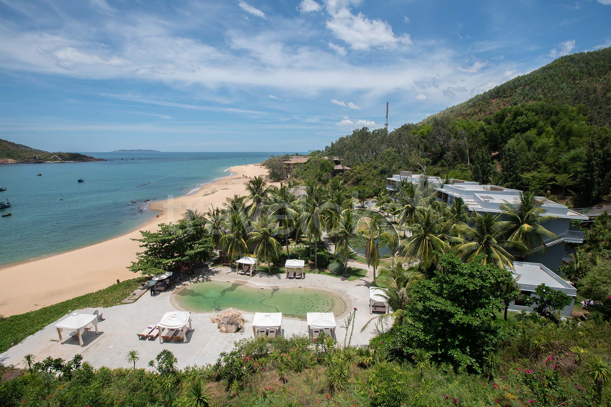 Casa Marina Resort Quy Nhơn đẹp quyến rũ bên bãi biển xanh lãng mạn