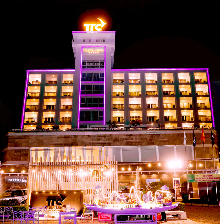 TTC-hotel-can-tho-du-lich-mien-tay-akoya