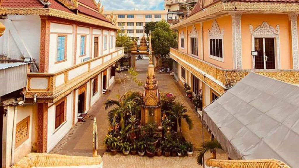 toàn cảnh Chùa Munir Ansay
